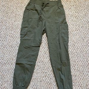 Old Navy Olive Green Jogger Cargo Pants - XS
